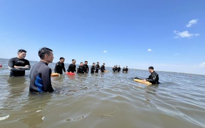 БҮСЧИЛСЭН УСАН БЭЛТГЭЛИЙН СУРГАЛТАД АЛБА ХААГЧИД ХАМРАГДАЖ БАЙНА.